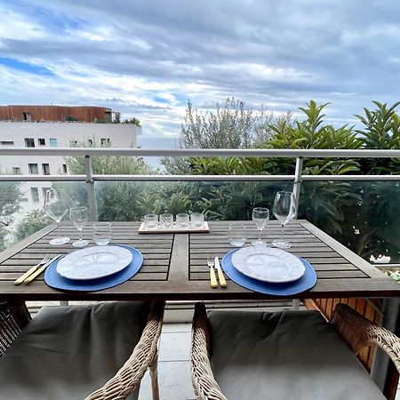 Apartamento Les Jardins De Monaco Vue Mer Et Piscine Saint-Antoine  Exterior foto