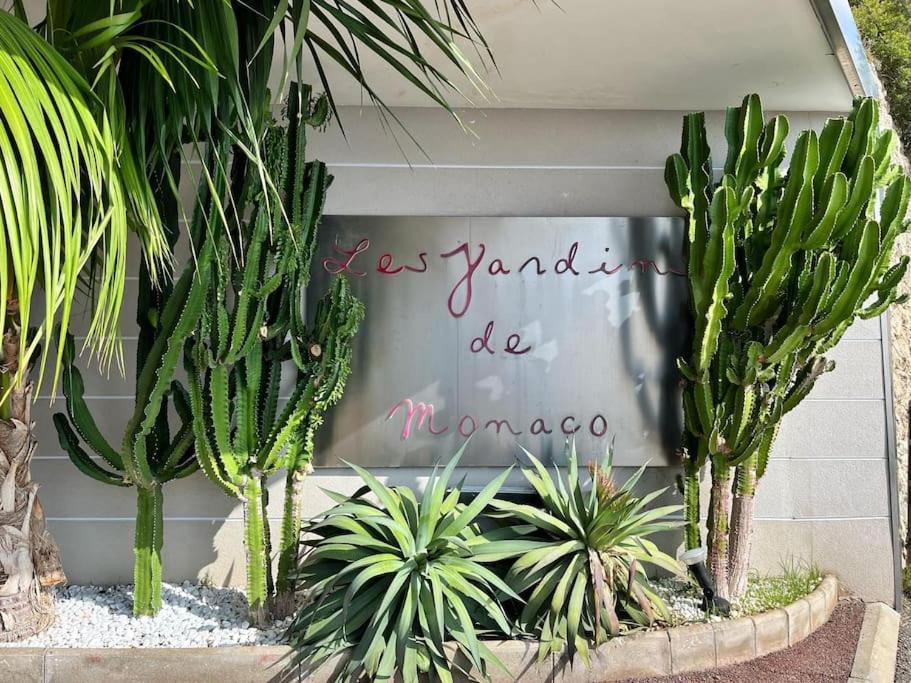 Apartamento Les Jardins De Monaco Vue Mer Et Piscine Saint-Antoine  Exterior foto